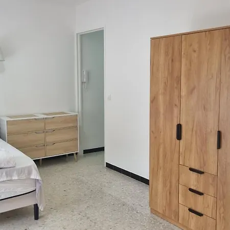Apartment Joli