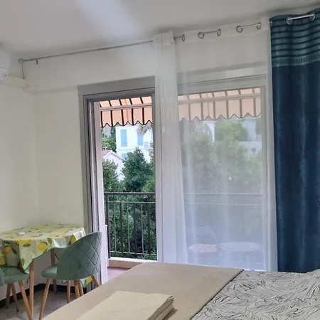 Joli Apartment